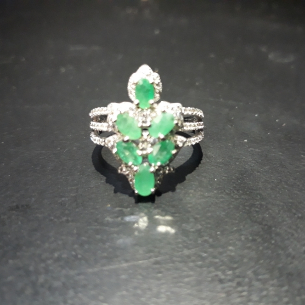 Natural Emerald Cluster Ring iv10